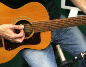 recording acoustic guitar